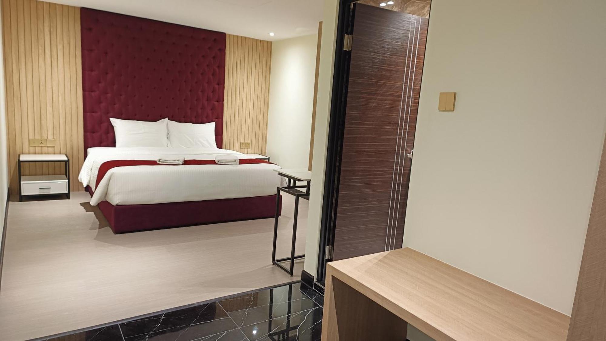The Corum View Hotel Bayan Lepas Esterno foto